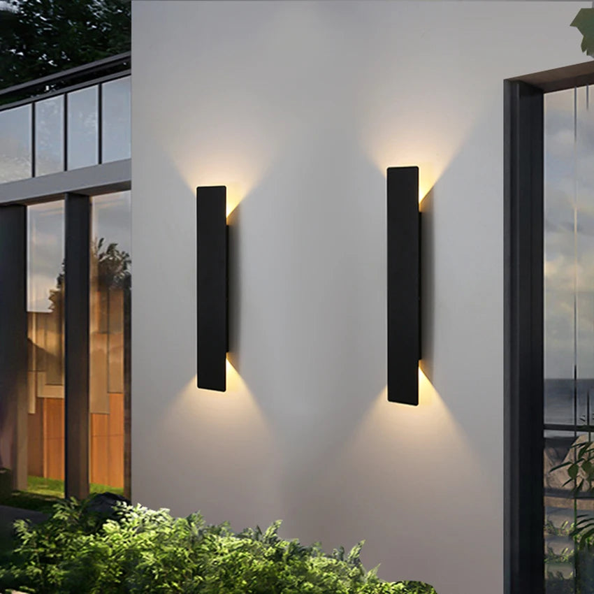 Black IP65 Aluminium Outdoor Wall Light