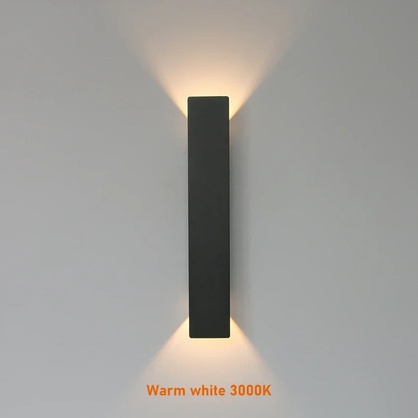 Black IP65 Aluminium Outdoor Wall Light