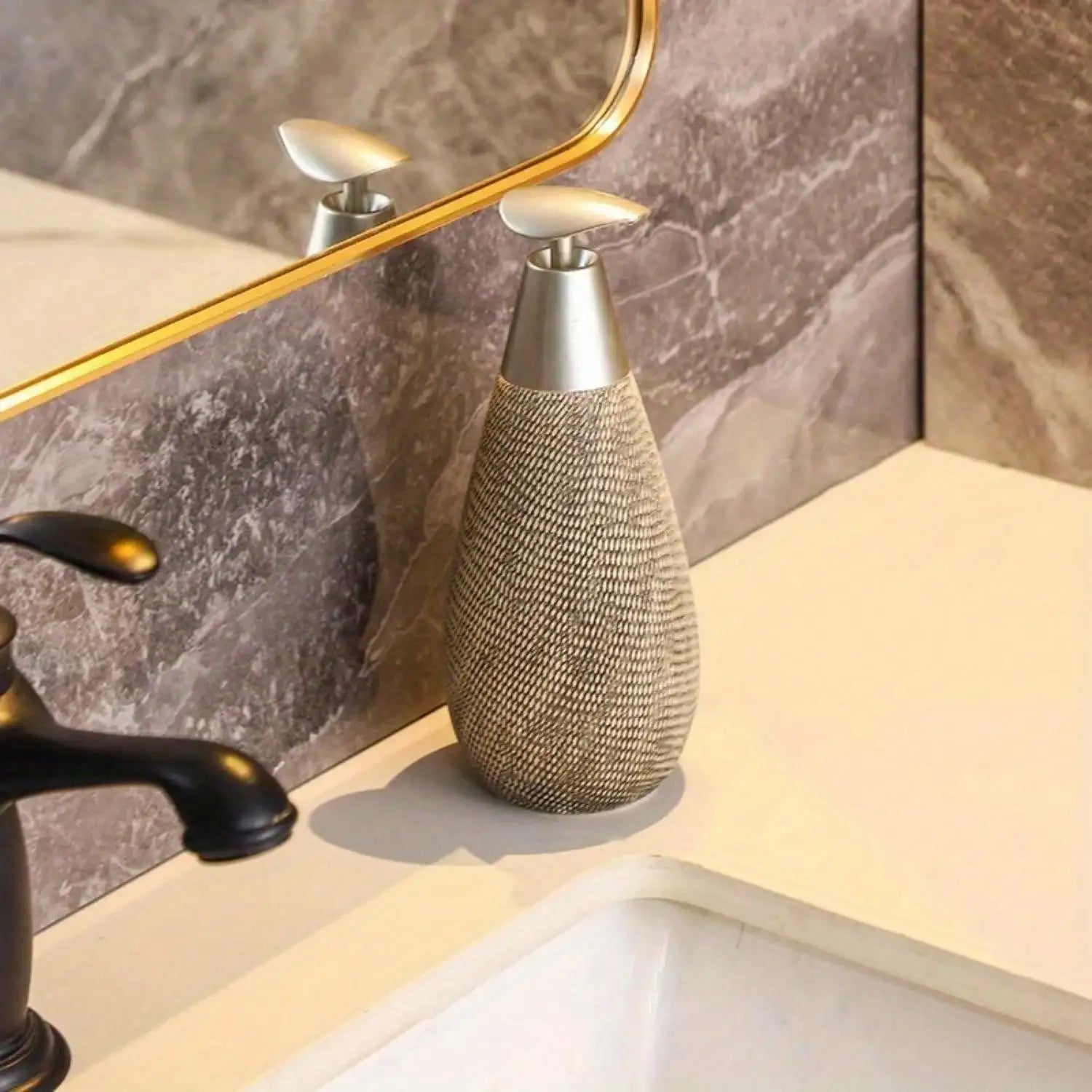 Ceramic Retro Soap Dispenser